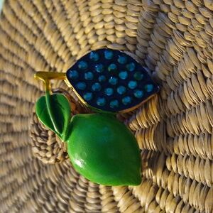 Adorable Vintage Rhinestone Encrusted Enameled Lime Brooch